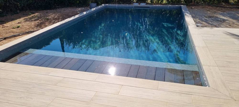 Piscines-traditionnelles-sur-mesure